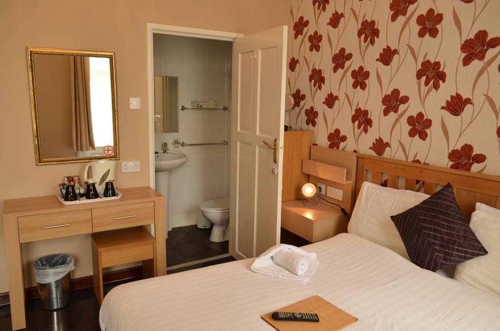 Shirley B & B Bournemouth Kültér fotó